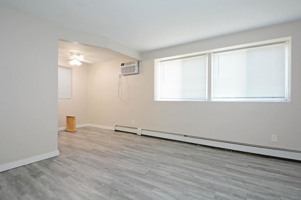 2725 Pleasant Avenue, Minneapolis, MN 55408 — photo 4