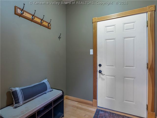 431 Woodberry Way, Winfield, WV 25213