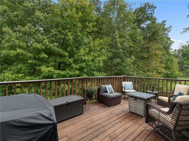 431 Woodberry Way, Winfield, WV 25213