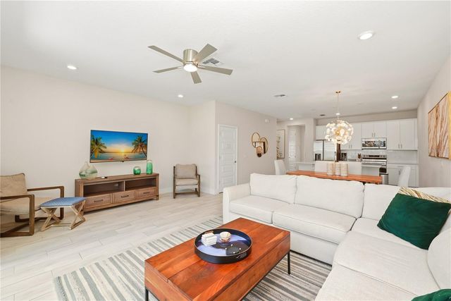 7857 SPECTRUM DRIVE, Reunion, FL 34747