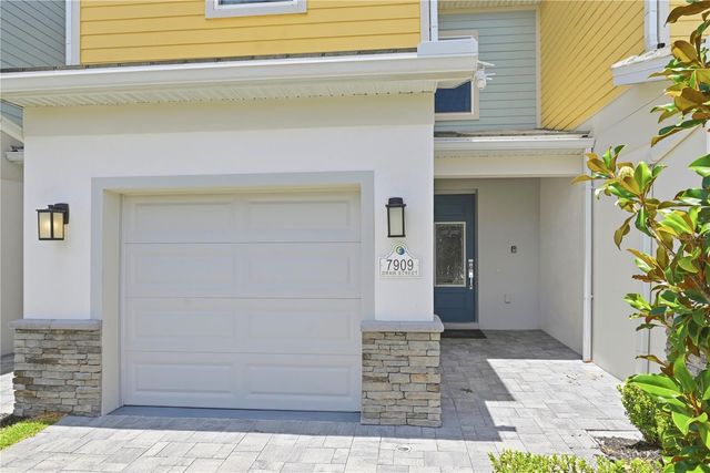7857 SPECTRUM DRIVE, Reunion, FL 34747