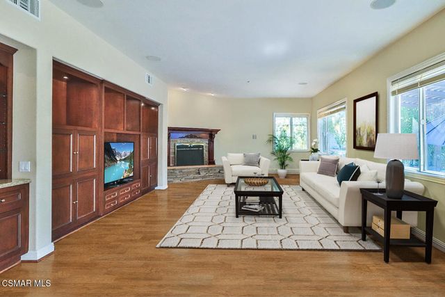 11275 Watson Drive, Moorpark, CA 93021