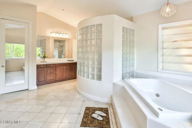 11275 Watson Drive, Moorpark, CA 93021