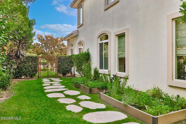 11275 Watson Drive, Moorpark, CA 93021