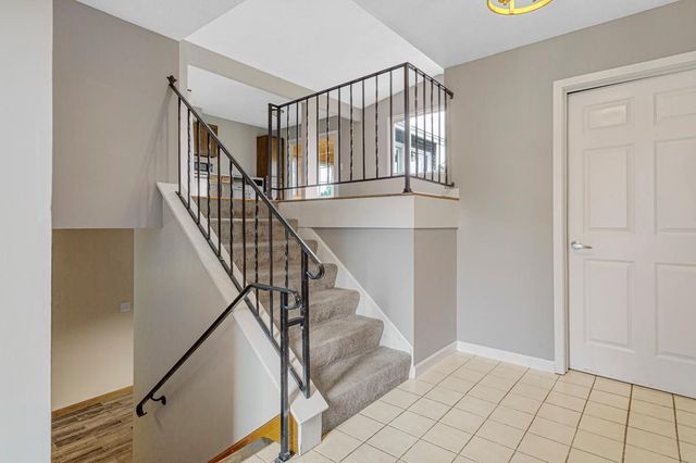 1674 Walnut Lane, Eagan, MN 55122