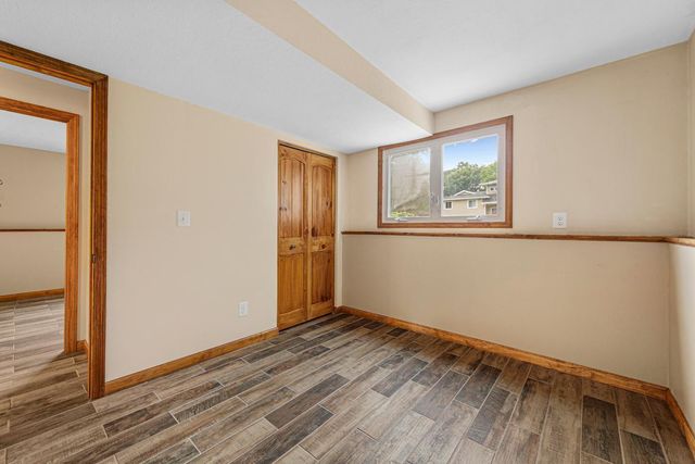 1674 Walnut Lane, Eagan, MN 55122