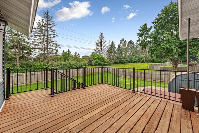 1674 Walnut Lane, Eagan, MN 55122