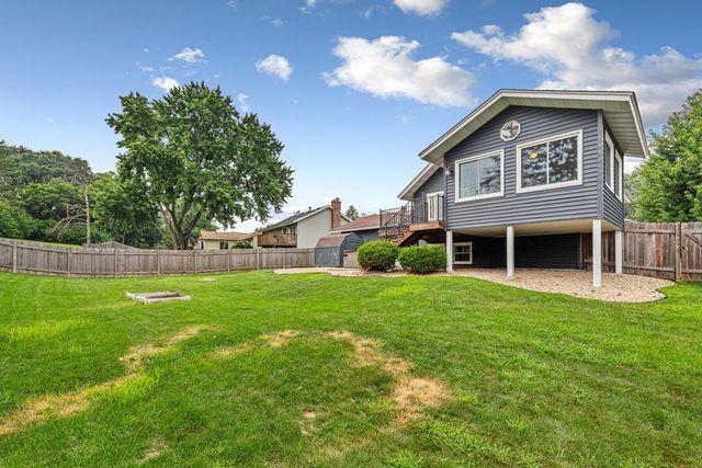 1674 Walnut Lane, Eagan, MN 55122