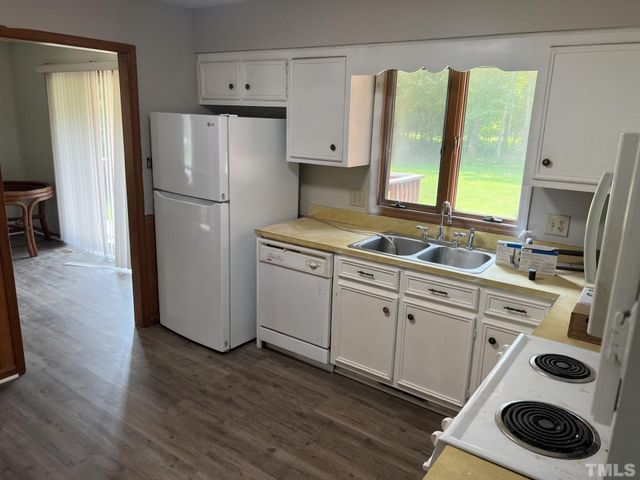 2144 S Third Street, Mebane, NC 27302