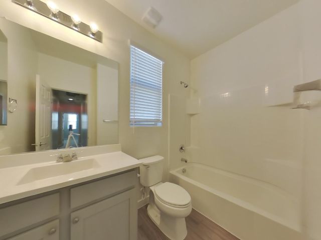 2638 E Danbury Road, Phoenix, AZ 85032