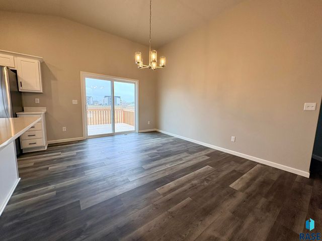 6205 W Valentine St Street, Sioux Falls, SD 57107