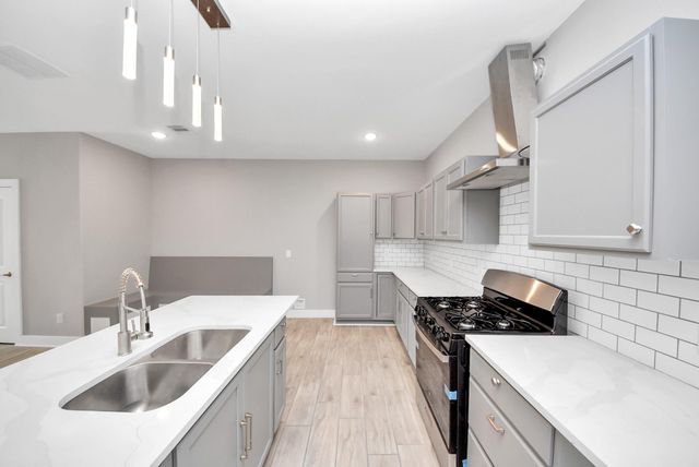 2608 Campbell Street B, Houston, TX 77026