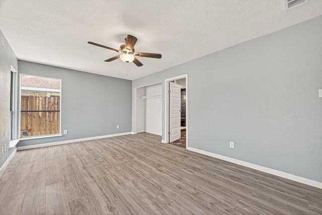 15206 Barbarossa Drive, Houston, TX 77083