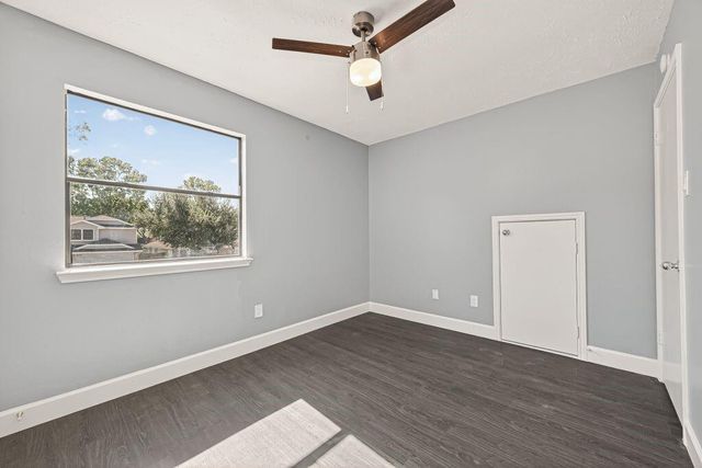 15206 Barbarossa Drive, Houston, TX 77083