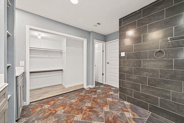 15206 Barbarossa Drive, Houston, TX 77083