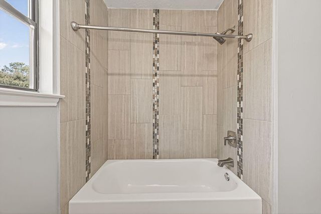 15206 Barbarossa Drive, Houston, TX 77083