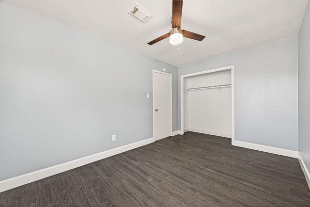 15206 Barbarossa Drive, Houston, TX 77083