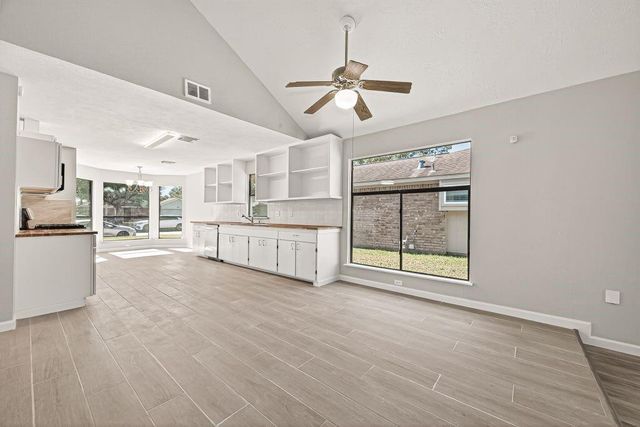 15206 Barbarossa Drive, Houston, TX 77083