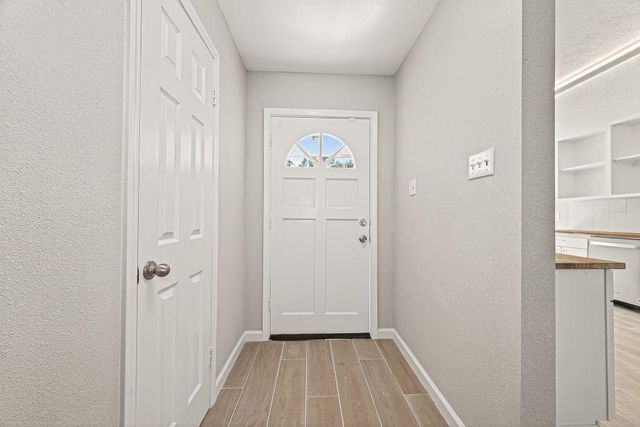 15206 Barbarossa Drive, Houston, TX 77083