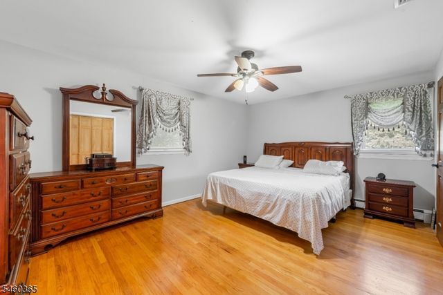 4 Harrison Rd, Roxbury Twp., NJ 07876