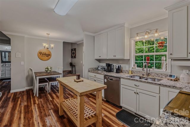 145 Wisconsin Avenue, Elkin, NC 28621