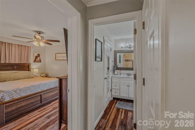 145 Wisconsin Avenue, Elkin, NC 28621