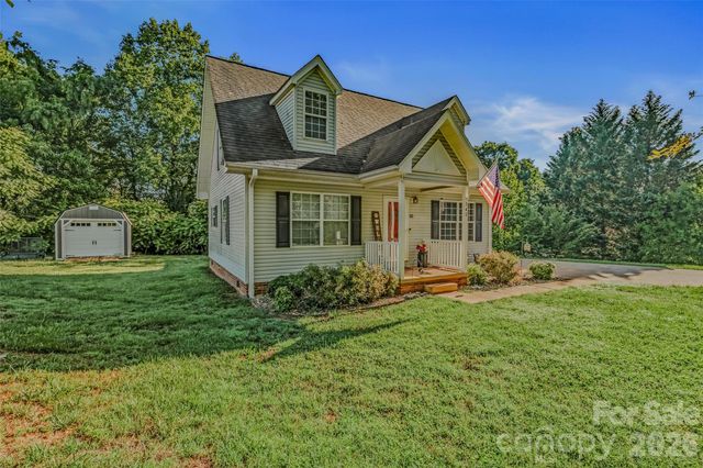145 Wisconsin Avenue, Elkin, NC 28621