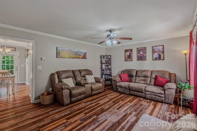145 Wisconsin Avenue, Elkin, NC 28621
