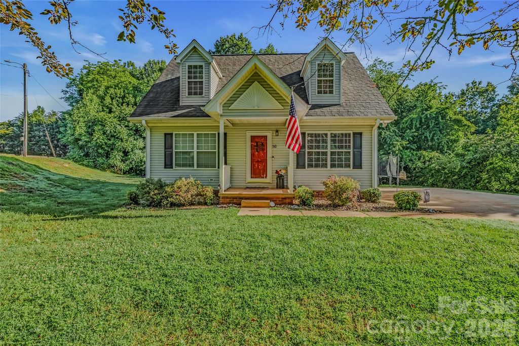 145 Wisconsin Avenue, Elkin, NC 28621