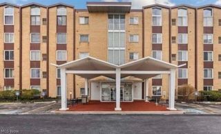 25735 Lorain Road 120, North Olmsted, OH 44070