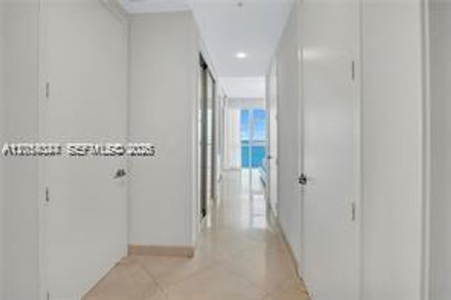 18201 Collins Ave PH5502, Sunny Isles Beach, FL 33160