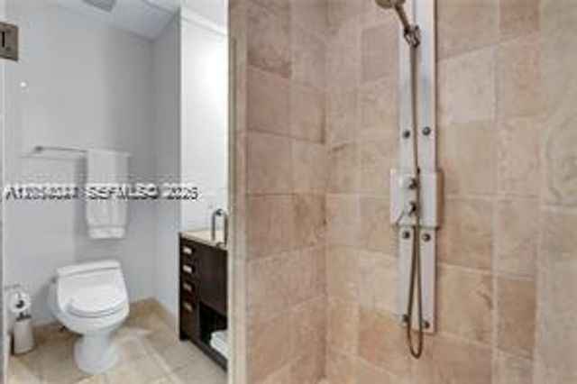 18201 Collins Ave PH5502, Sunny Isles Beach, FL 33160