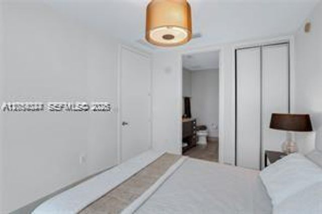 18201 Collins Ave PH5502, Sunny Isles Beach, FL 33160