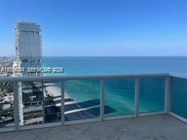 18201 Collins Ave PH5502, Sunny Isles Beach, FL 33160