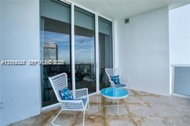 18201 Collins Ave PH5502, Sunny Isles Beach, FL 33160
