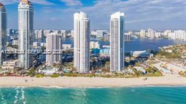 18201 Collins Ave PH5502, Sunny Isles Beach, FL 33160