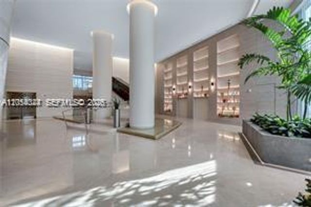 18201 Collins Ave PH5502, Sunny Isles Beach, FL 33160
