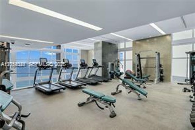 18201 Collins Ave PH5502, Sunny Isles Beach, FL 33160