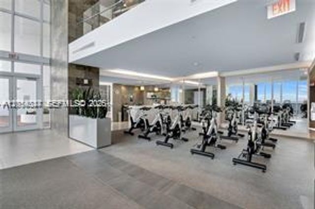 18201 Collins Ave PH5502, Sunny Isles Beach, FL 33160