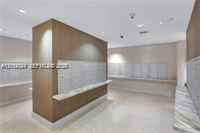 18201 Collins Ave PH5502, Sunny Isles Beach, FL 33160