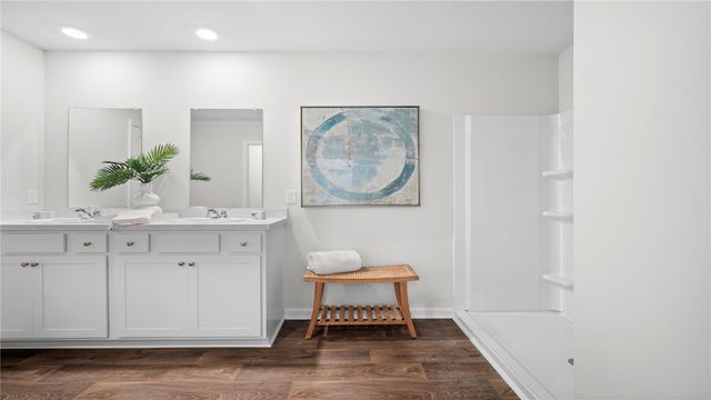 1039 Lakes Blvd, Brunswick, GA 31525