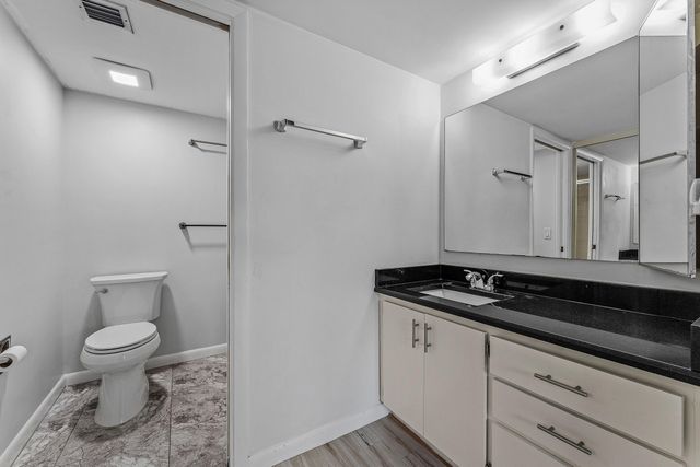 6097 Balboa Circle 202, Boca Raton, FL 33433