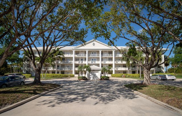 6097 Balboa Circle 202, Boca Raton, FL 33433