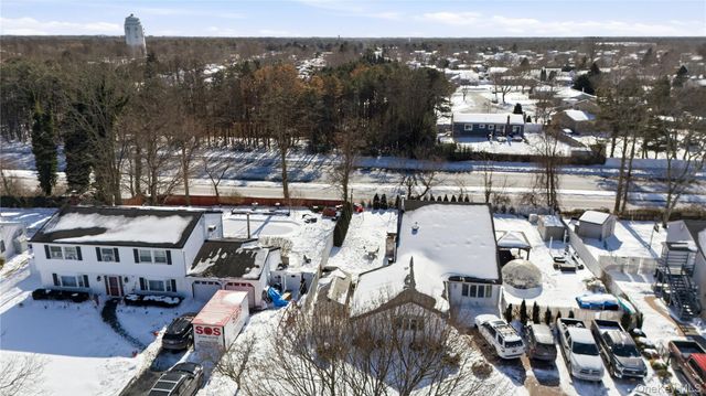 50 Rustic Avenue, Medford, NY 11763