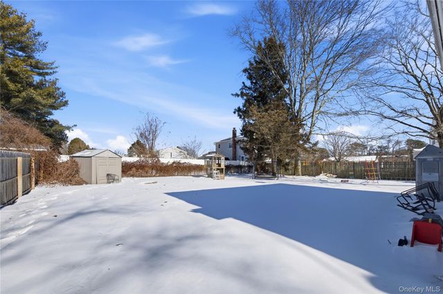 50 Rustic Avenue, Medford, NY 11763