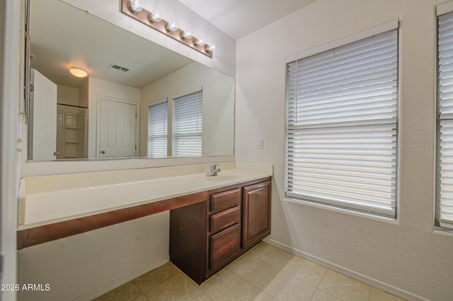 6321 W HARWELL Road, Laveen, AZ 85339