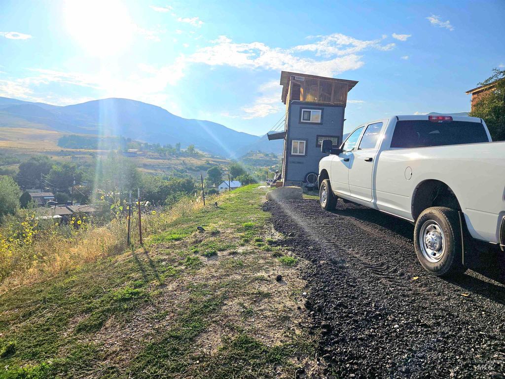 Address unavailable. photo 28