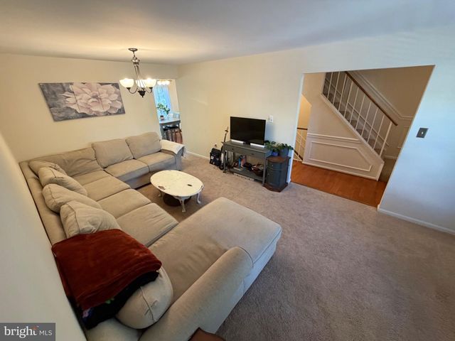 10313 LATNEY RD, Fairfax, VA 22032