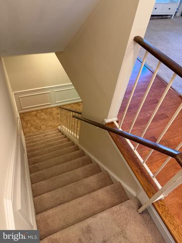10313 LATNEY RD, Fairfax, VA 22032