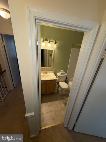 10313 LATNEY RD, Fairfax, VA 22032
